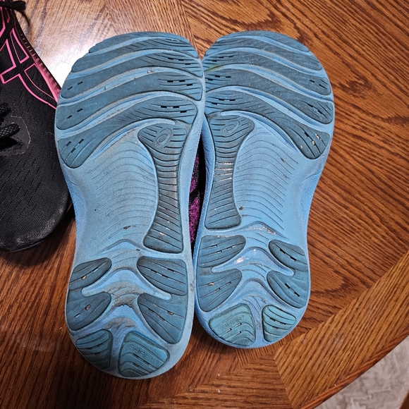 Asics Gel Kayano 27 and Gel Nimbus Lite size 8.5 - Picture 4 of 7